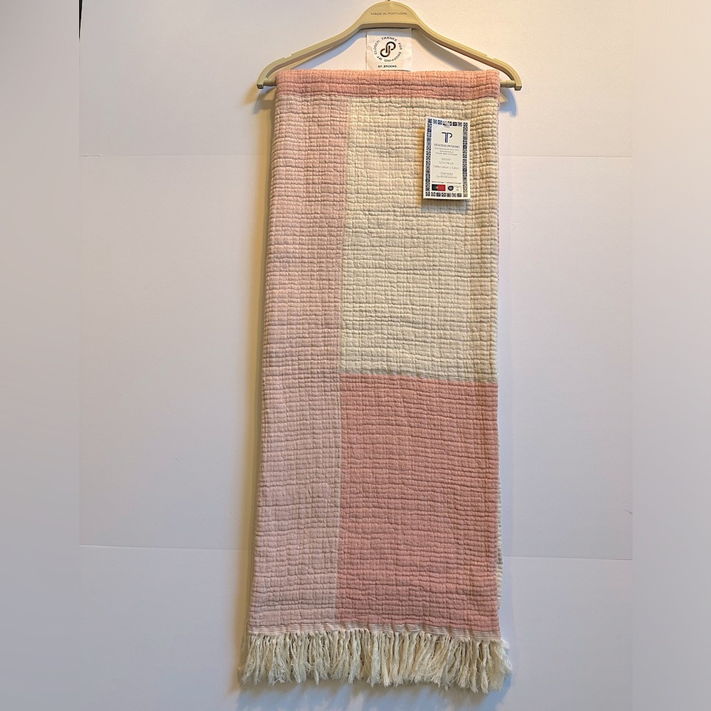 🎁Texteis Penedo Throw Blanket - Cotton - Pink Color Block